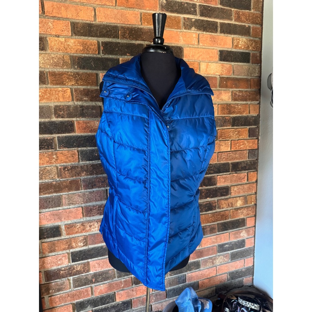 Chicos Royal Blue Quilted Puffer Vest Zip Front Stand Collar Size 1 M/L